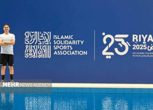 شناگر ایران در ماده ١٠٠ متر قورباغه پنجم شد