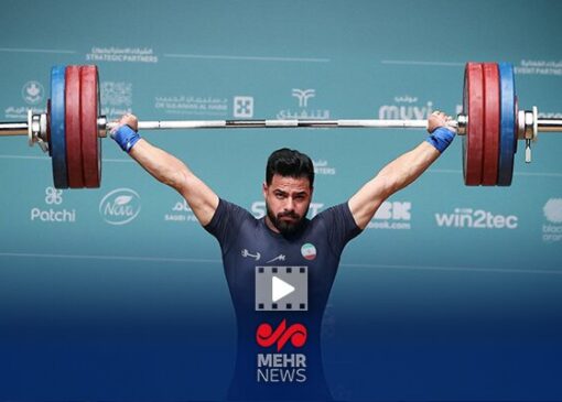 لحظه کسب مدال نقره توسط علیرضا معینی در بازیهای کشورهای اسلامی