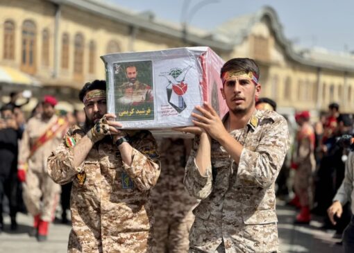 روایت پدر شهید «فرشید کریمی» از روزی که پسرش را تقدیم انقلاب کرد