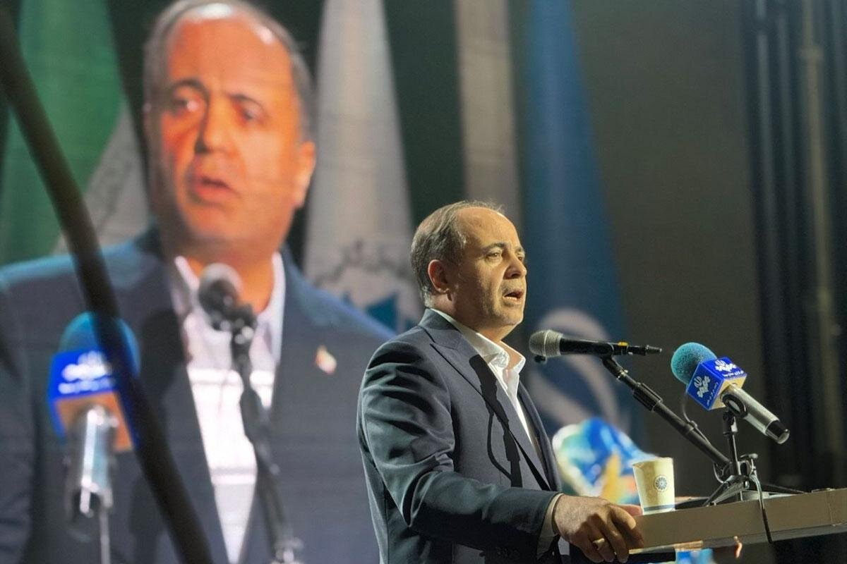 نوری: بخش خصوصی محور بقای تولید و صادرات کشور است