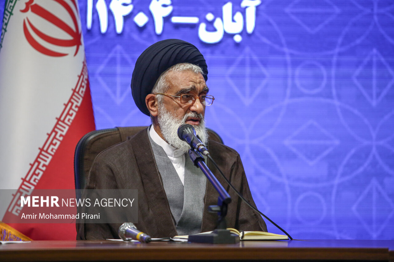 آیت الله سعیدی: مدیران در برابر فرصت‌های خدمت پاسخگو هستند