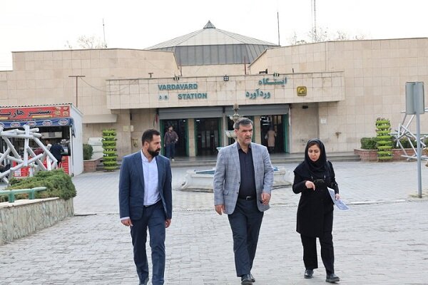 امکان تبدیل مجتمع ایستگاهی وردآورد به یک‌ مرکز تجاری-خدماتی