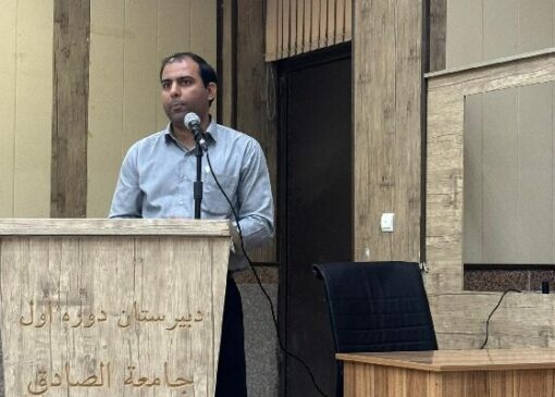 جعفری: کتاب‌خوانی باید از خانواده‌ها آغاز شود