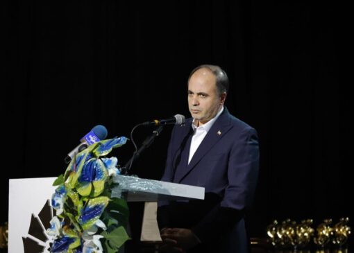 مکلف به جلوگیری از مقررات خلق‌الساعه صادرات محصولات کشاورزی هستیم