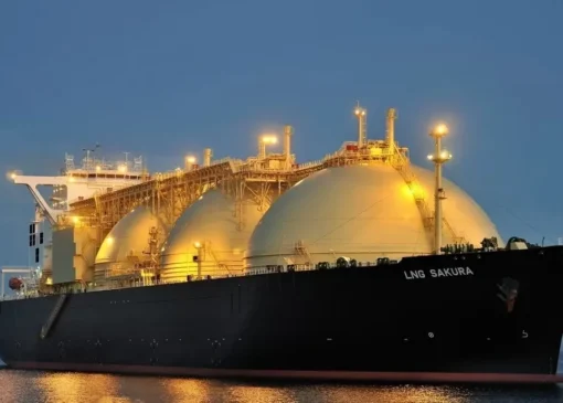 چرا ایران با ۳۴ تریلیون مترمکعب گاز هنوز یک قطره LNG صادر نکرده است؟